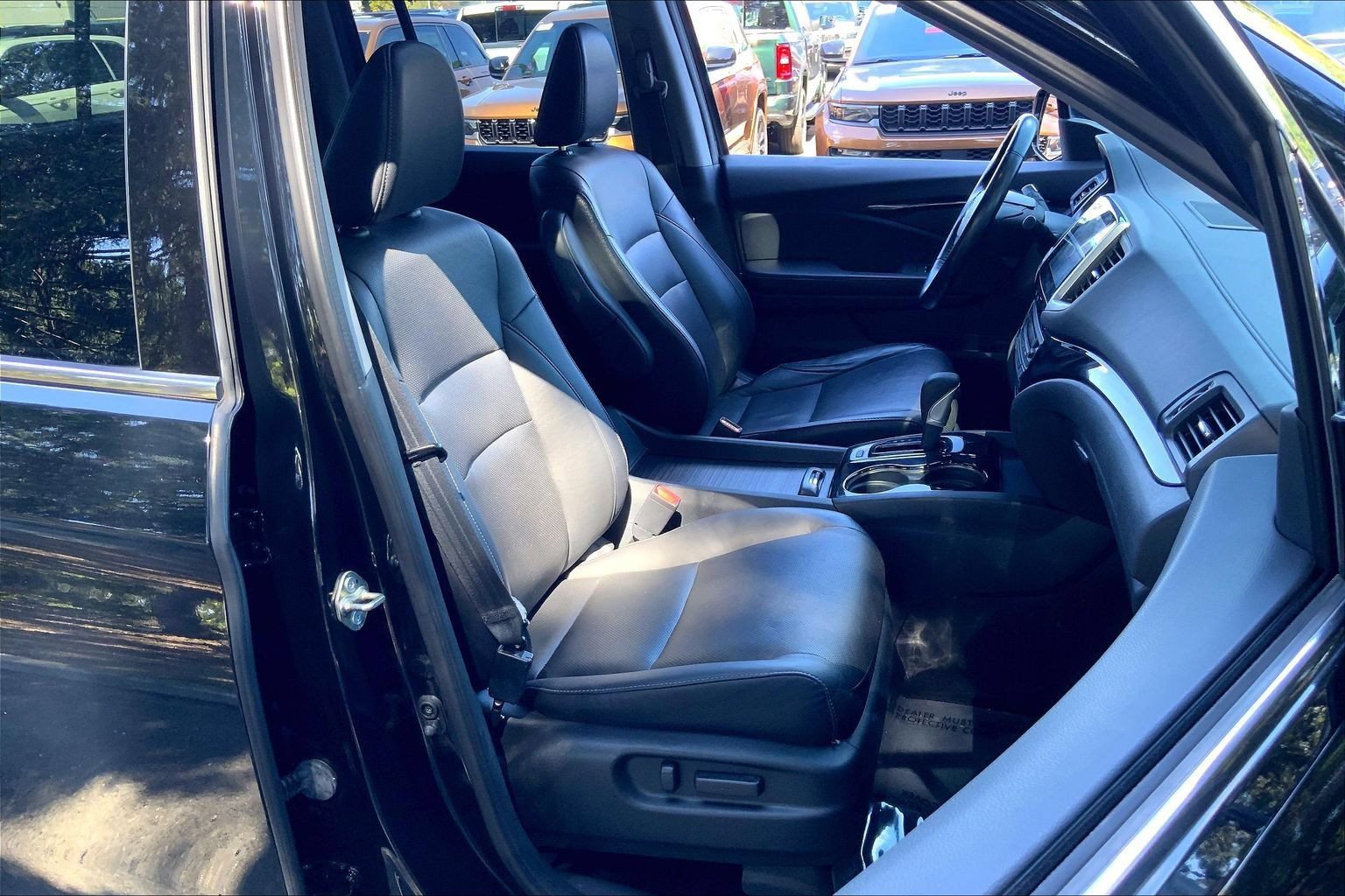 Used 2017 Honda Ridgeline RTL-E image 5