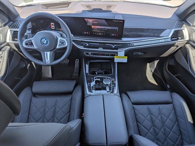 New 2026 BMW X5 xDrive50e w/ M Sport Package AWD/4WD image 15