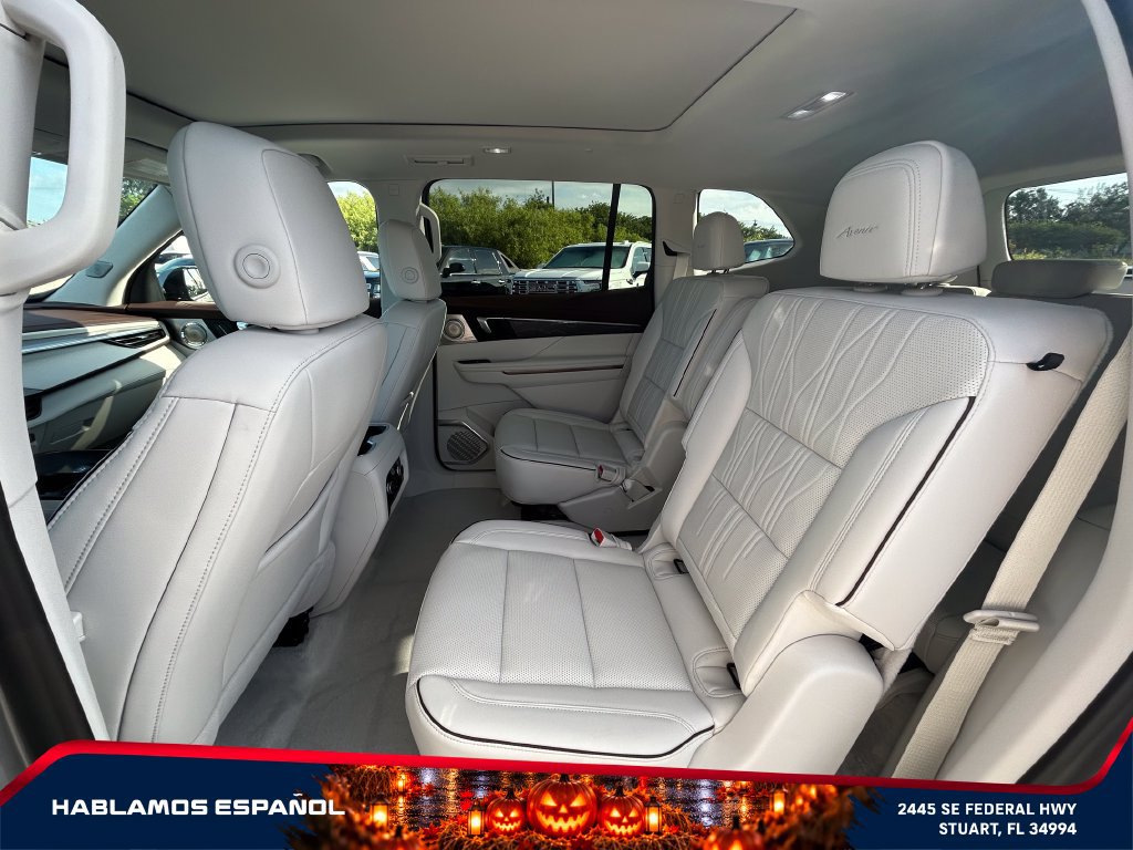 New 2026 Buick Enclave Avenir w/ Super Cruise Package AWD/4WD image 11