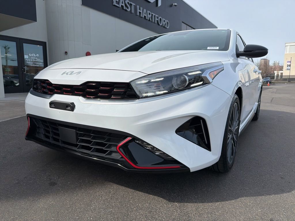 Used 2022 Kia Forte GT-Line w/ GT-Line Premium Package image 11