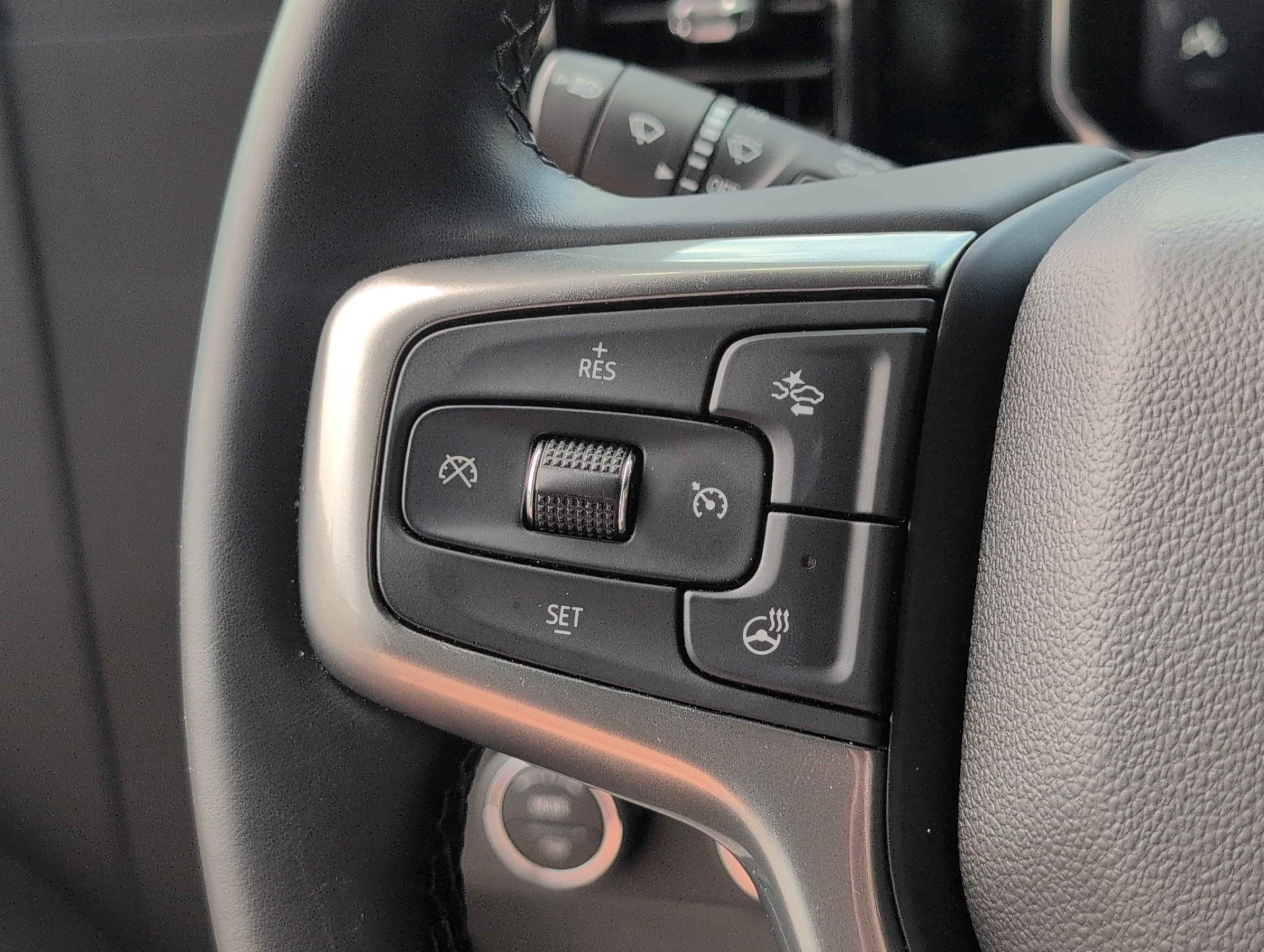 Used 2026 Chevrolet Silverado 1500 RST RWD image 25