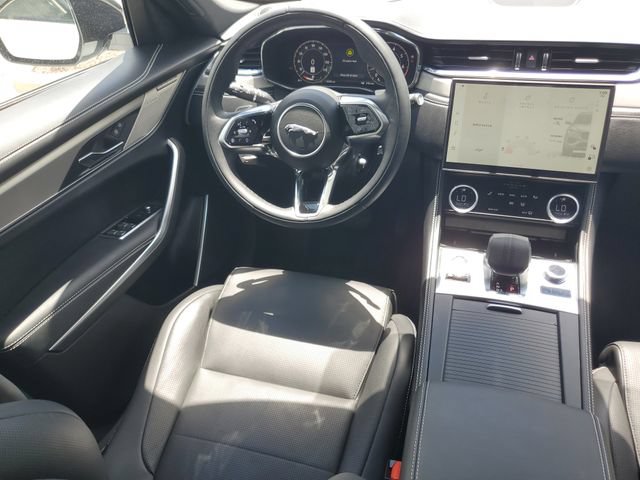 Certified 2026 Jaguar F-PACE R-Dynamic S AWD/4WD image 16