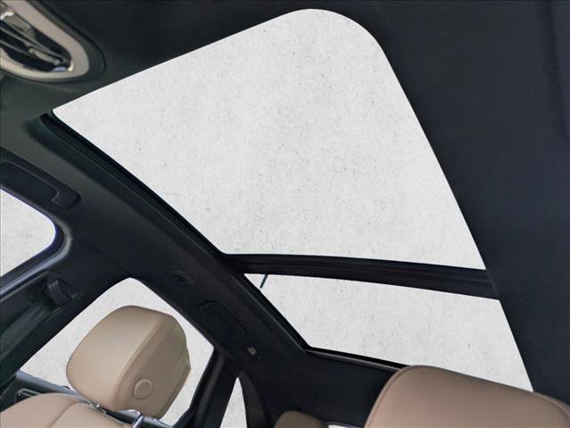 Used 2023 Porsche Macan S image 16