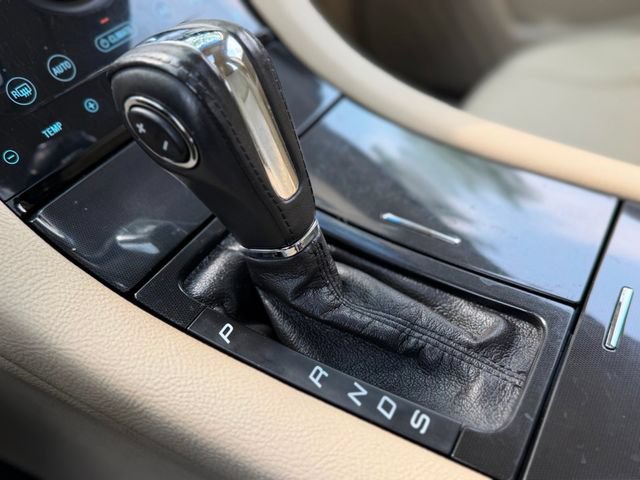 Used 2013 Ford Taurus Limited FWD image 33