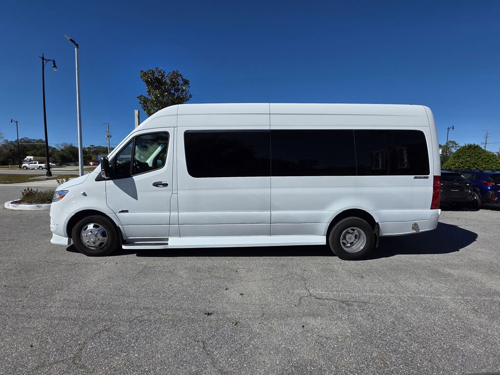 Used 2021 Mercedes-Benz Sprinter 3500 w/ Parking Package image 8