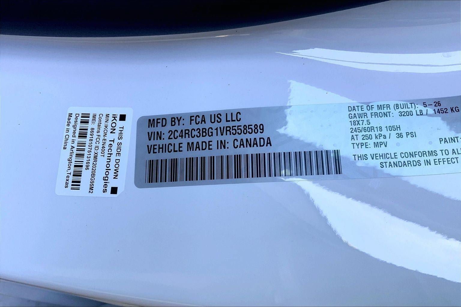 New 2027 Chrysler Pacifica Select w/ Family Tech Group AWD/4WD image 12