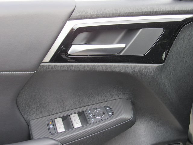 New 2026 Mitsubishi Outlander SE FWD image 11