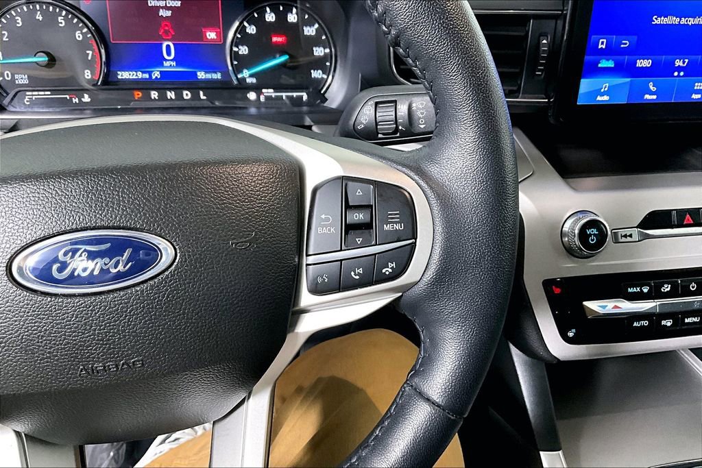 Used 2023 Ford Explorer XLT w/ Equipment Group 202A image 19
