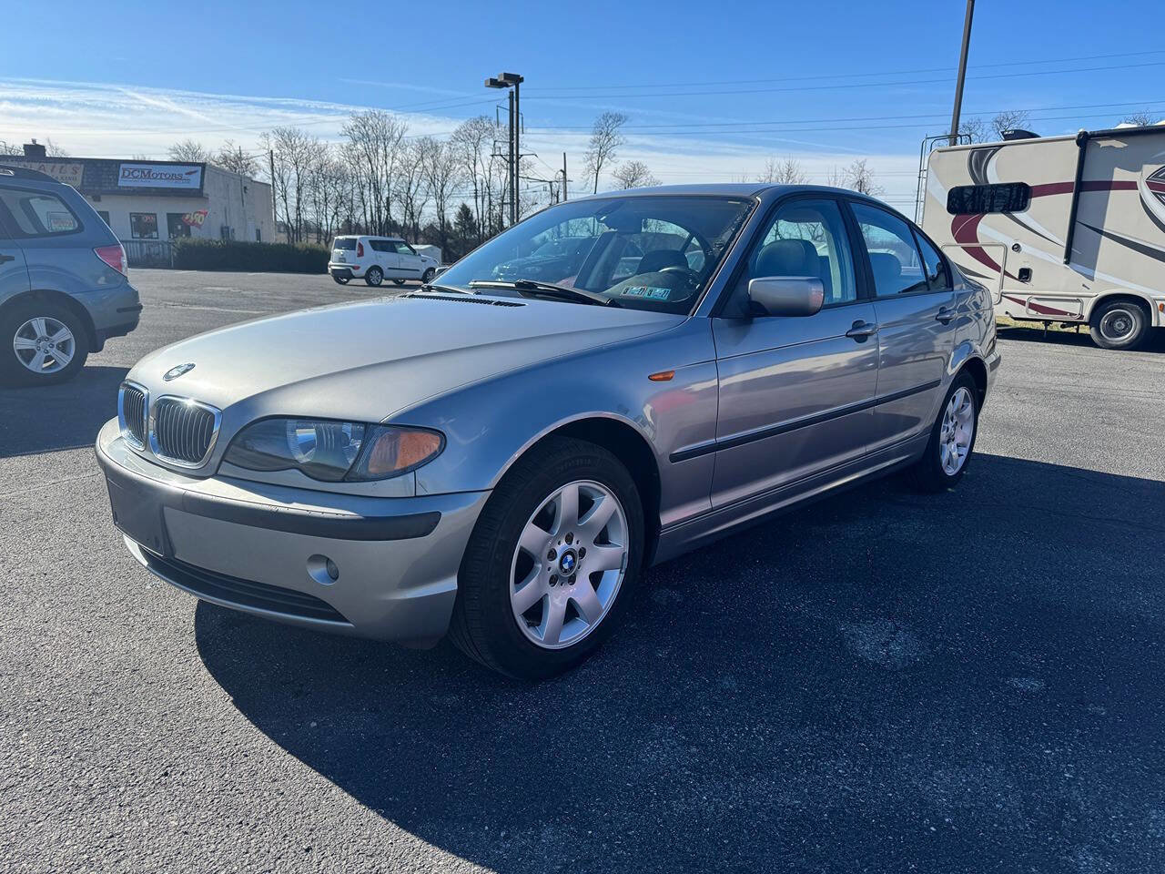 Used 2004 BMW 325xi Sedan image 1
