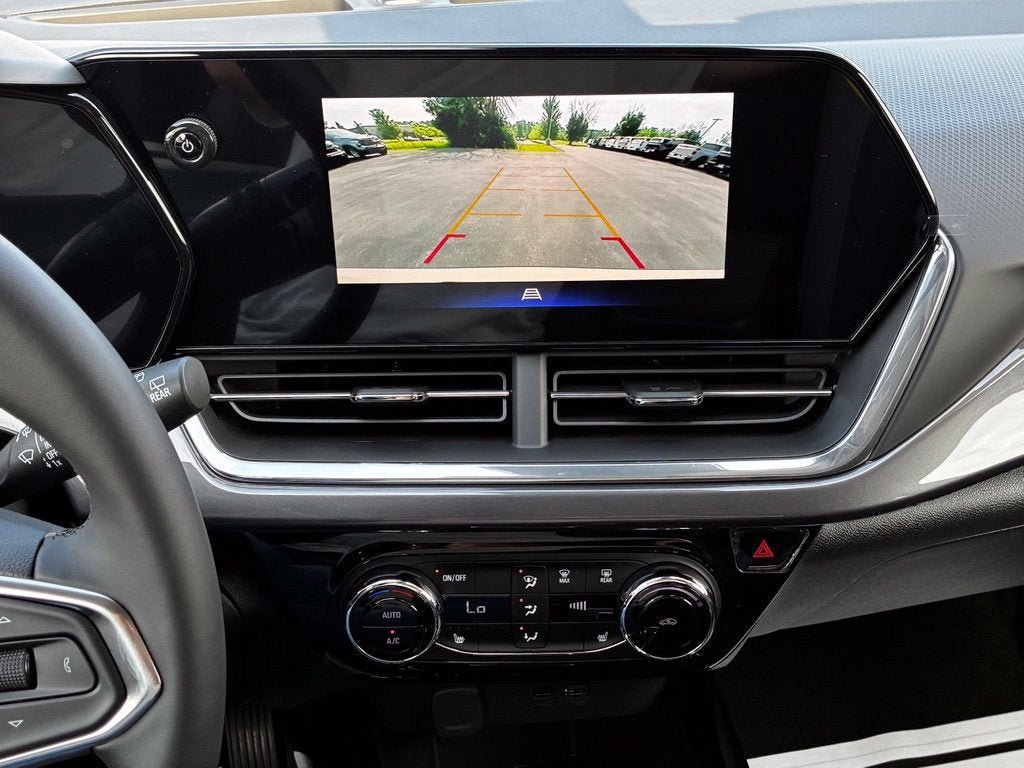 New 2026 Chevrolet Trax ACTIV w/ Driver Confidence Package FWD image 17