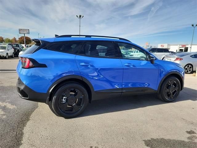 New 2026 Kia Sportage X-Line w/ X-Line Technology Package image 2