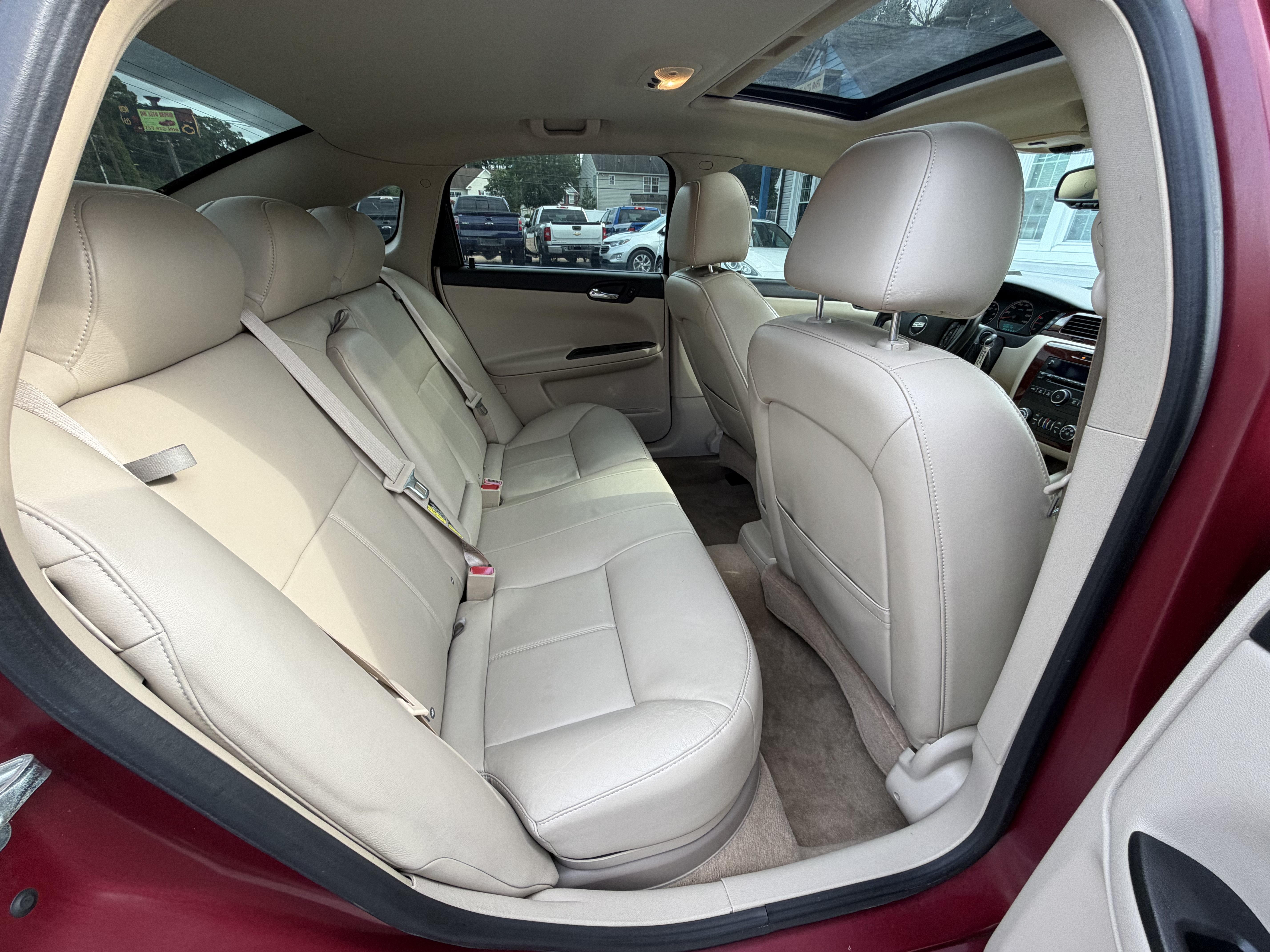 Used 2006 Chevrolet Impala SS w/ Convenience Package FWD image 17
