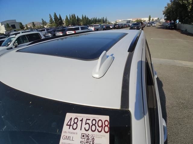 Used 2023 Cadillac Escalade Sport Platinum w/ Heavy-Duty Trailer Package AWD/4WD image 2