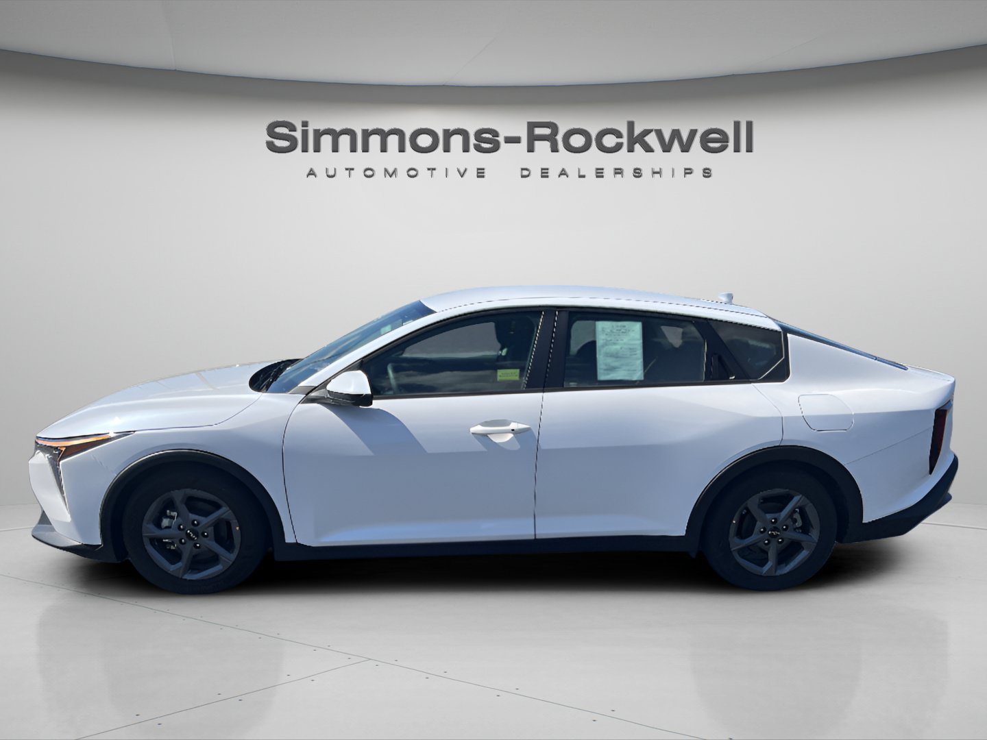 Used 2025 Kia K4 FWD image 2