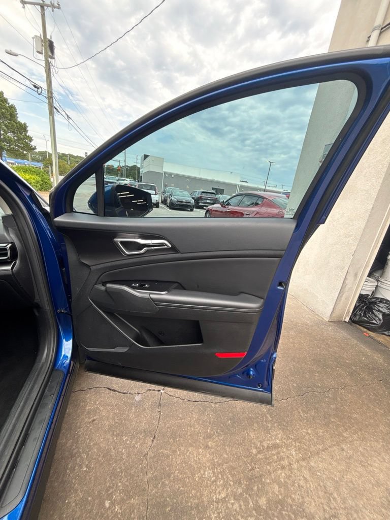 Certified 2023 Kia Sportage EX FWD image 24
