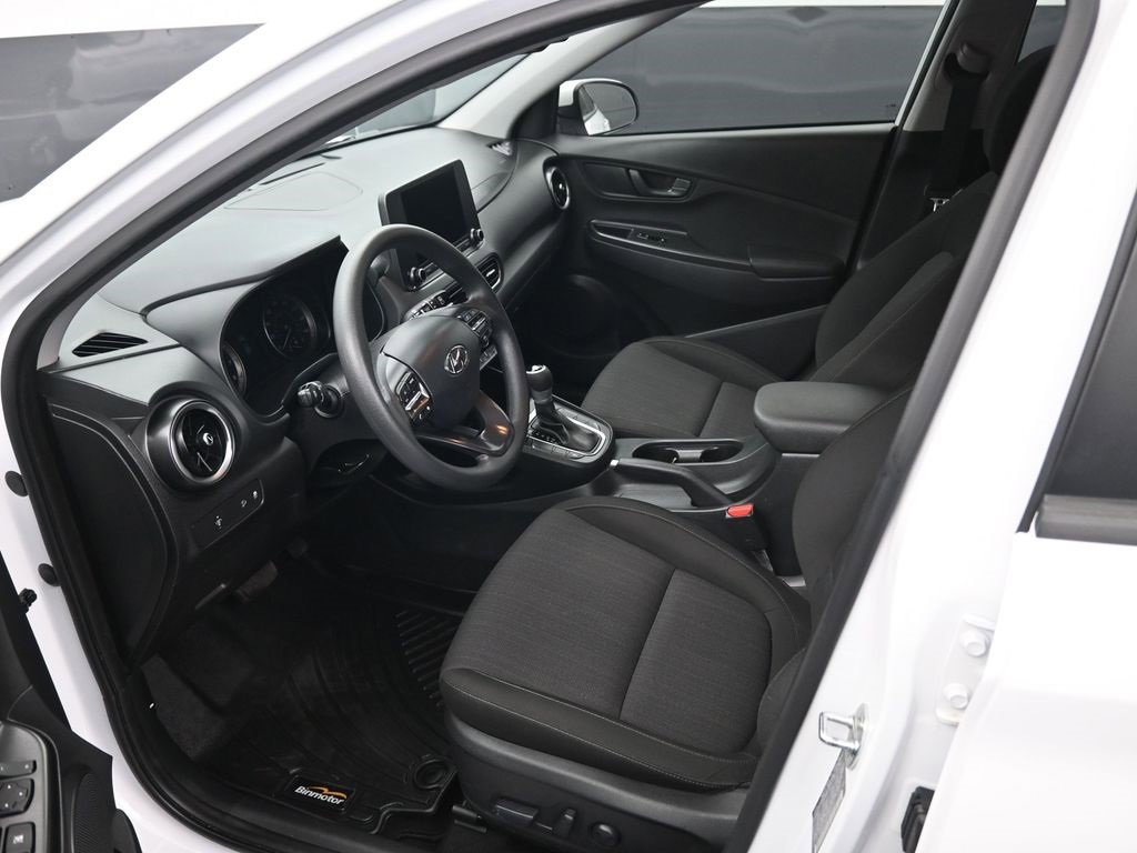 Used 2023 Hyundai Kona SEL w/ Cargo Package image 9