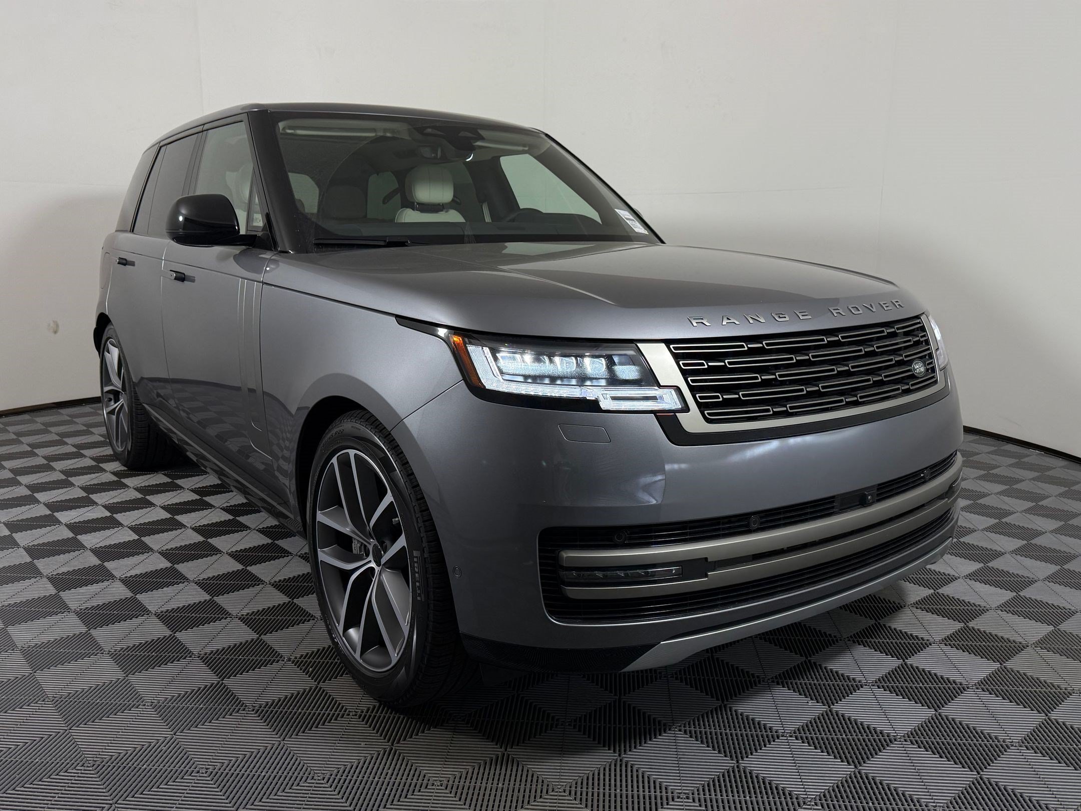 New 2026 Land Rover Range Rover SE AWD/4WD image 7