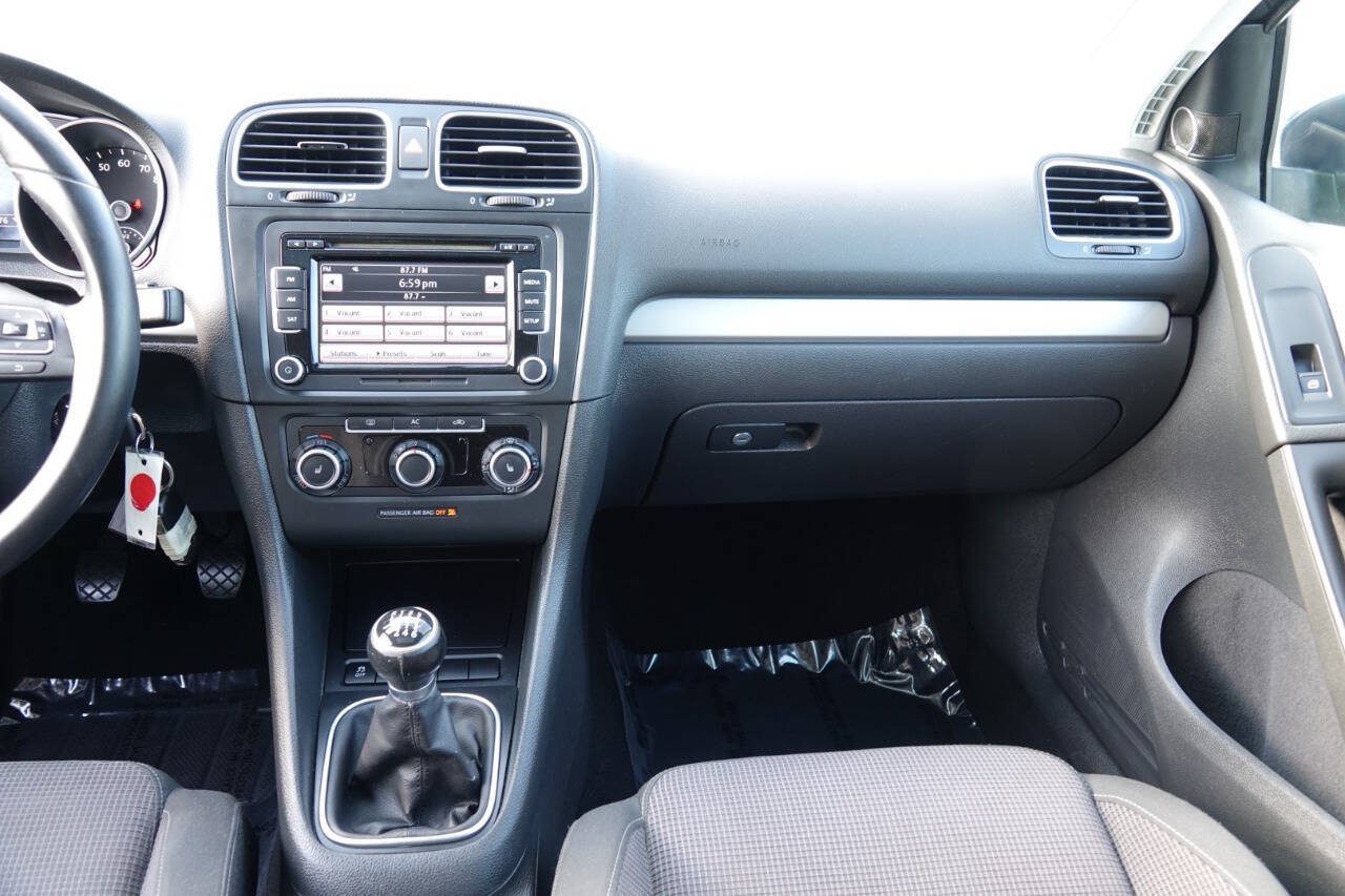 Used 2011 Volkswagen Golf TDI w/ Cold Weather Pkg FWD image 59