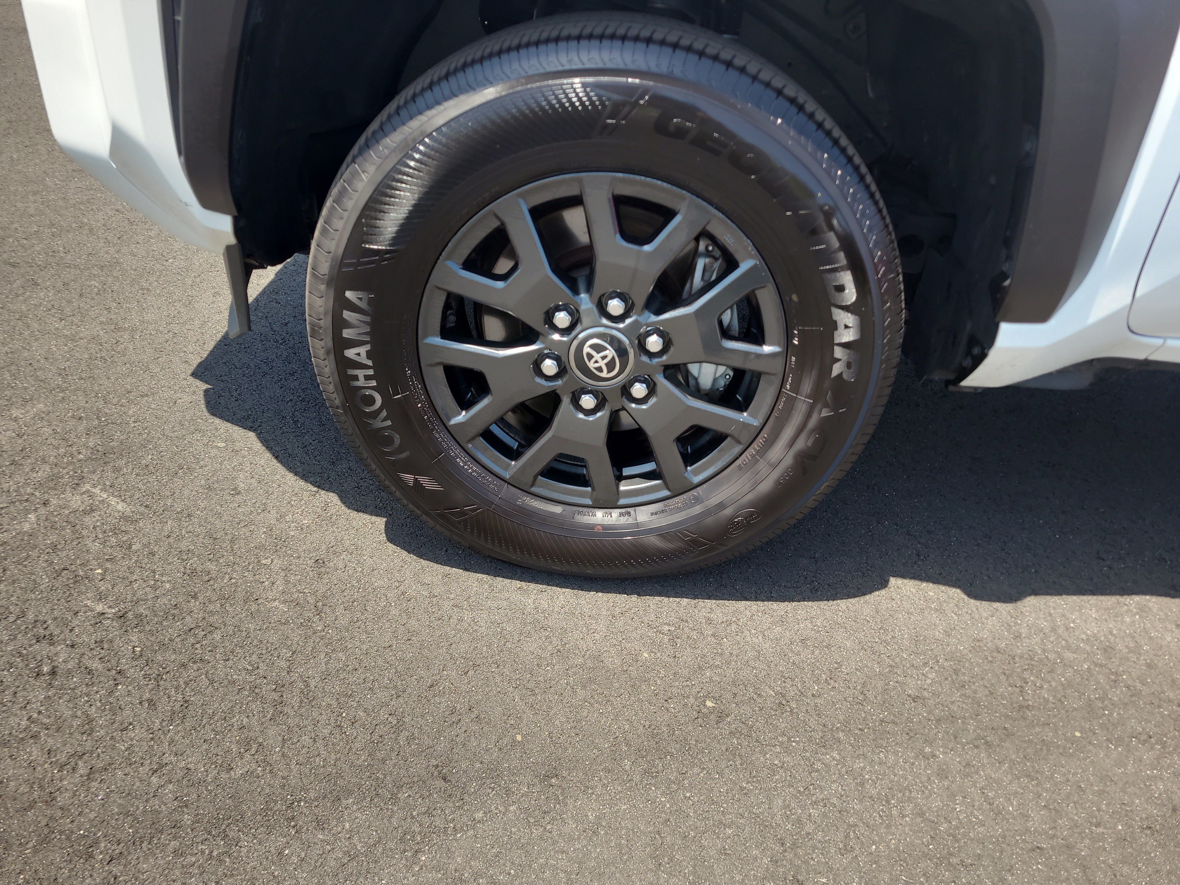 Certified 2025 Toyota 4Runner SR5 AWD/4WD image 9