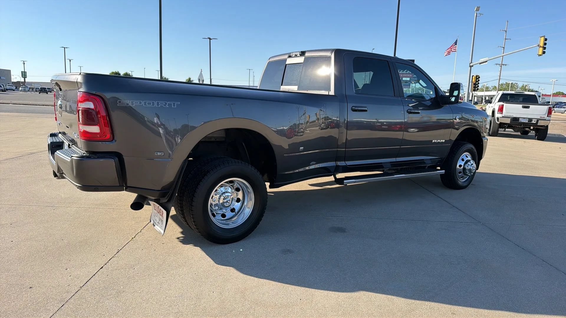 Used 2023 RAM 3500 Laramie AWD/4WD image 25