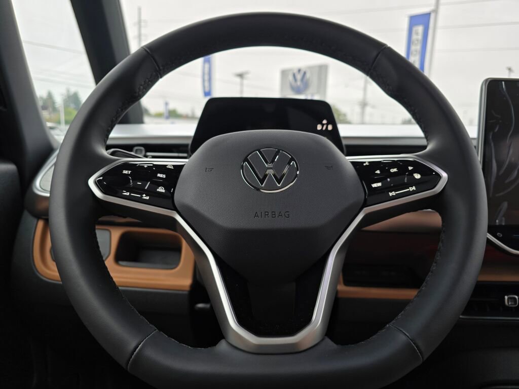 New 2025 Volkswagen ID. Buzz Pro S Plus image 22