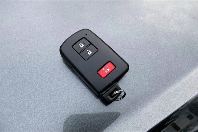 Used 2023 Toyota Tacoma TRD Sport image 14