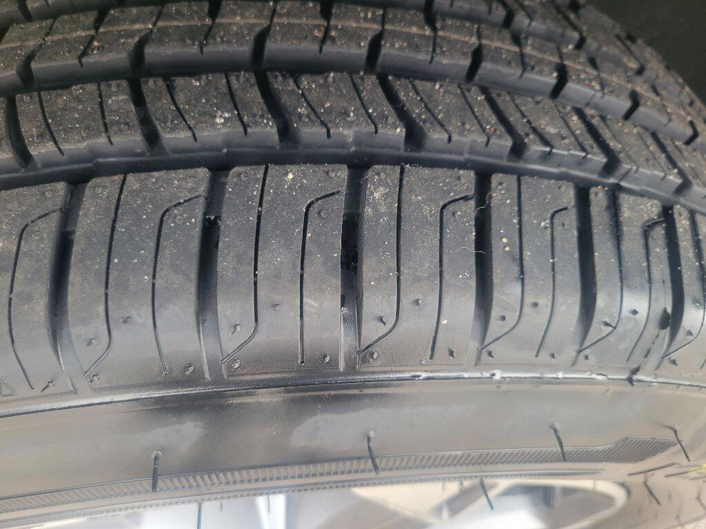 Used 2023 Chevrolet Blazer LT image 14