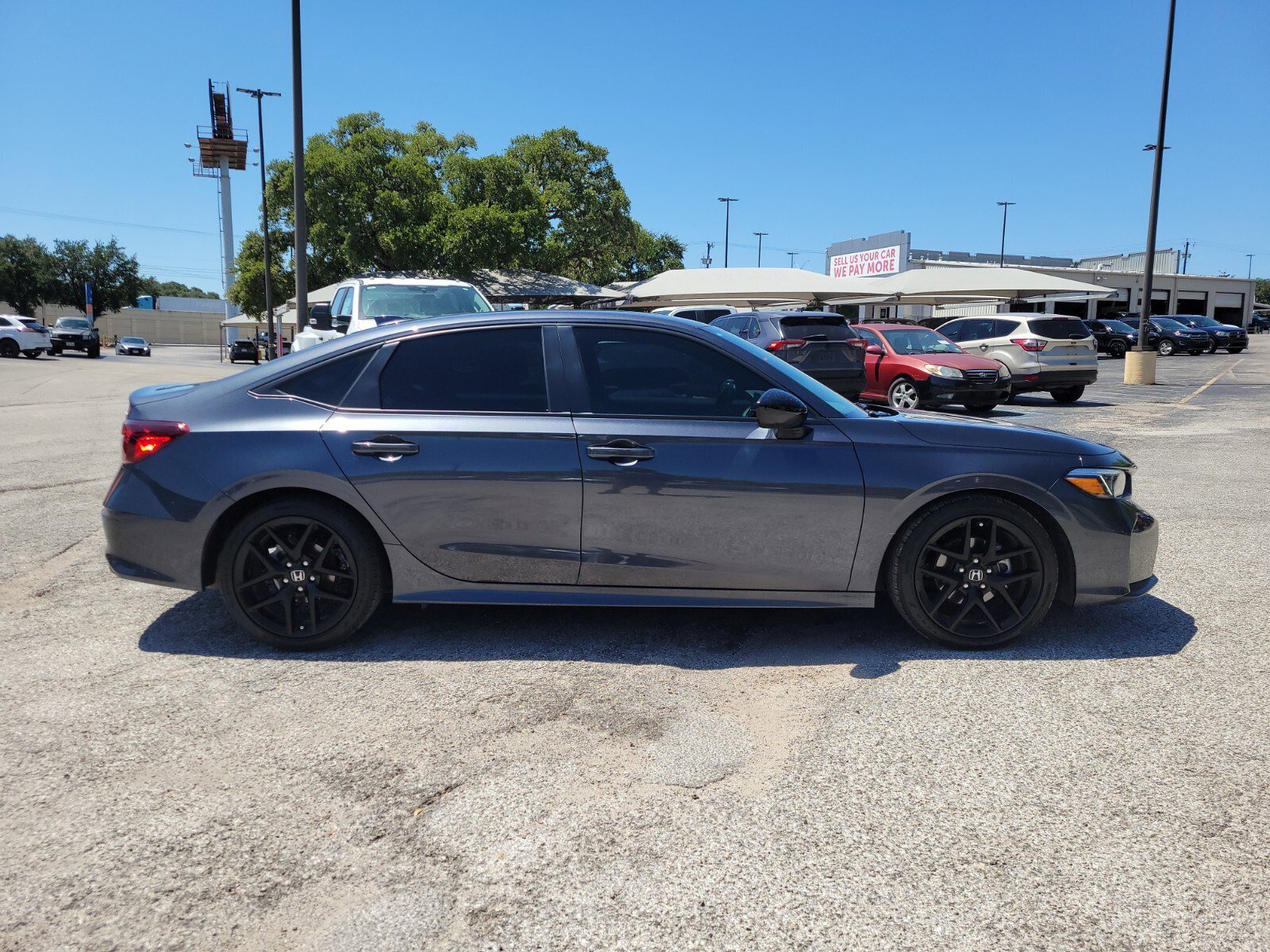 Used 2025 Honda Civic Sport image 2