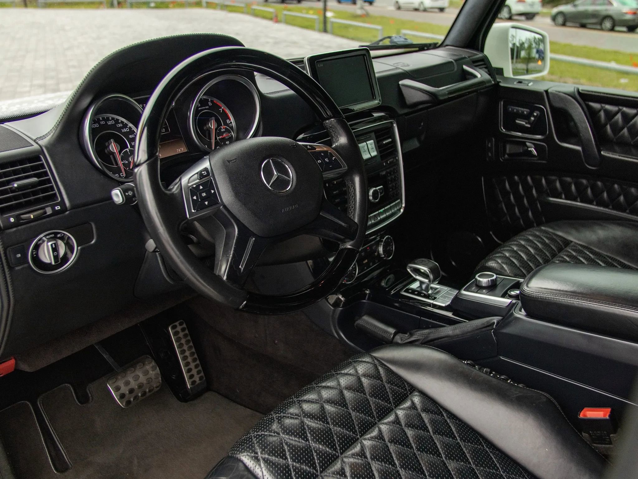 Used 2015 Mercedes-Benz G 63 AMG 4MATIC image 20