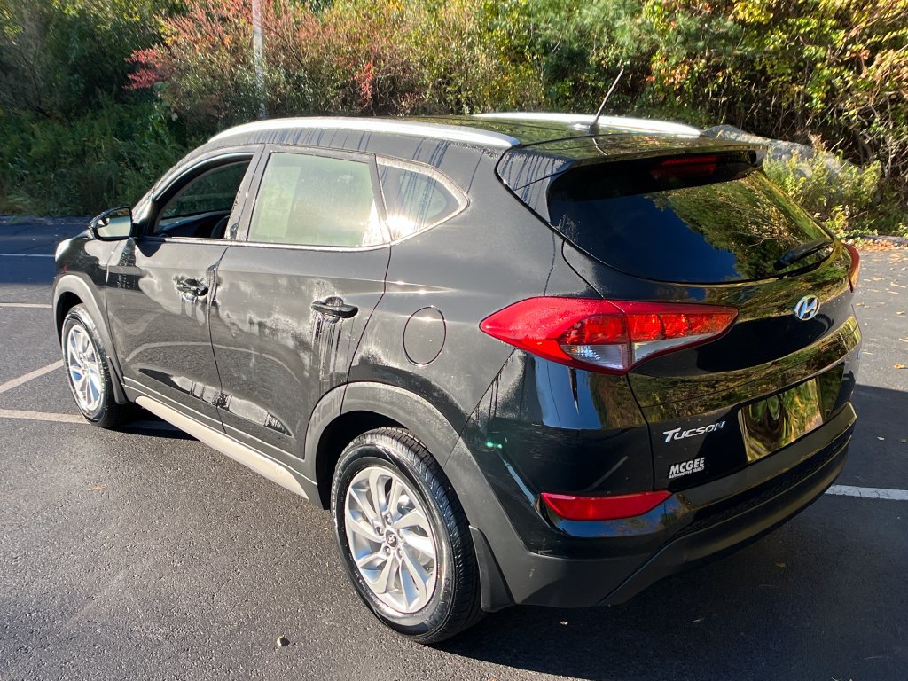 Used 2017 Hyundai Tucson SE w/ SE Popular Package 02 AWD/4WD image 3