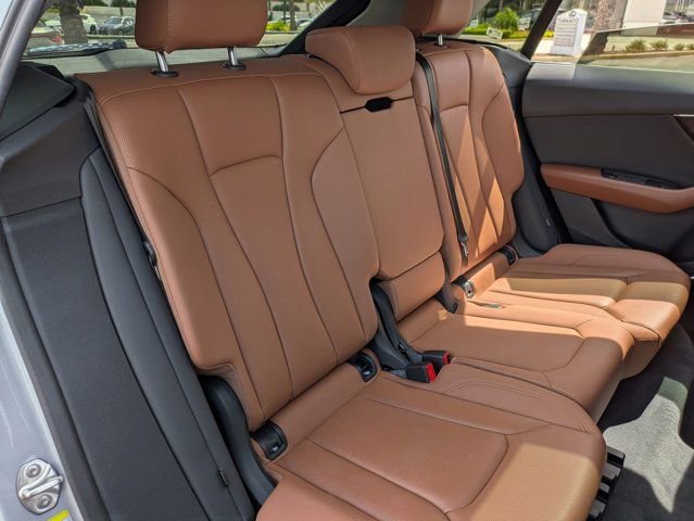 Used 2022 Audi Q8 Premium Plus image 29