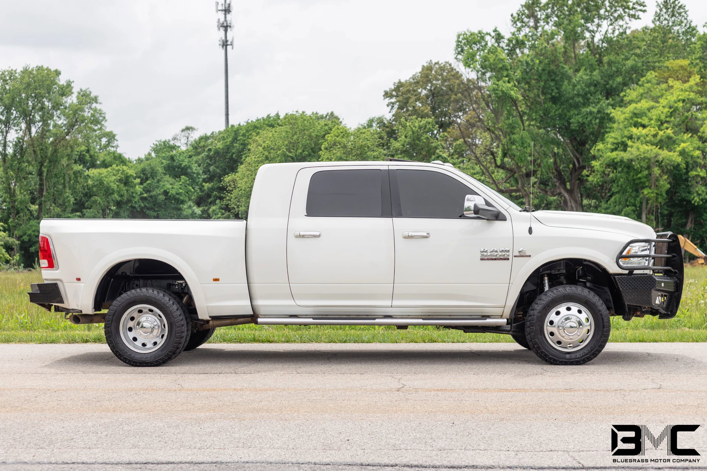 Used 2018 RAM 3500 Laramie image 9