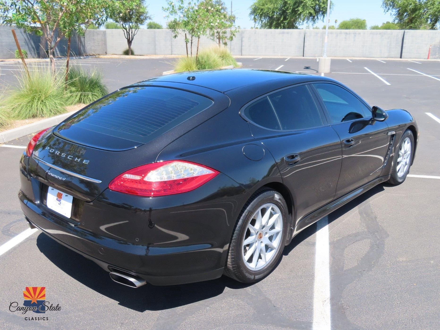 Used 2012 Porsche Panamera 4 image 38