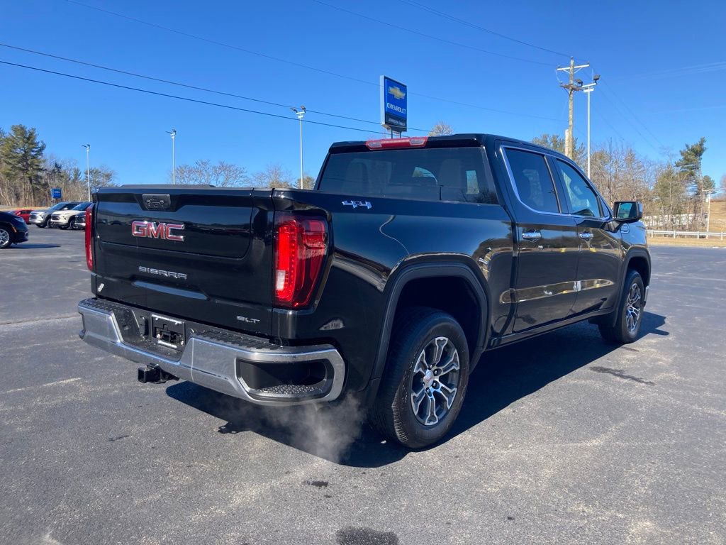 Used 2024 GMC Sierra 1500 SLT AWD/4WD image 10
