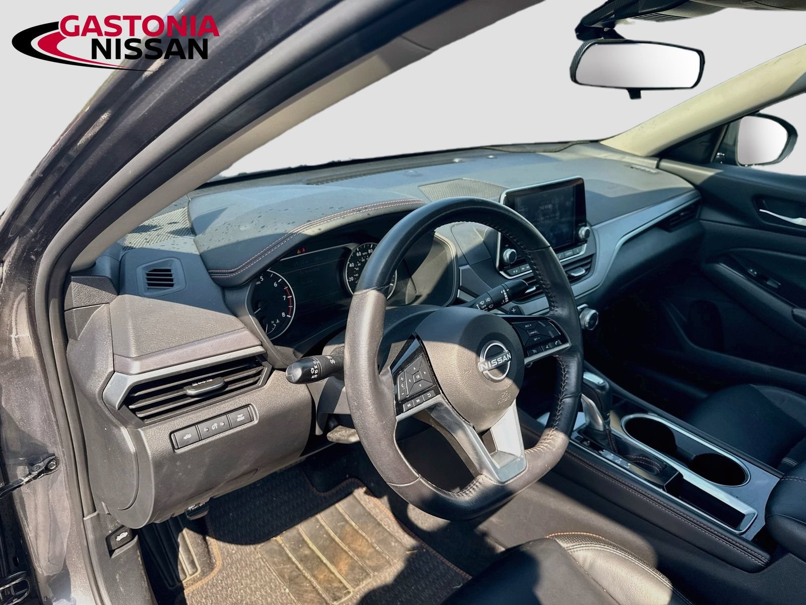Used 2024 Nissan Altima 2.5 SR FWD image 11