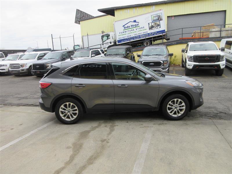 Used 2021 Ford Escape SE image 6