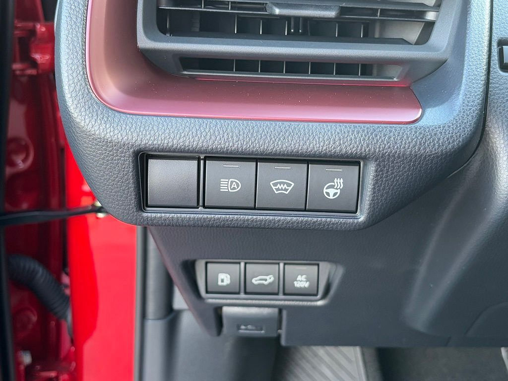 New 2026 Toyota Prius Plug-In Hybrid FWD image 24
