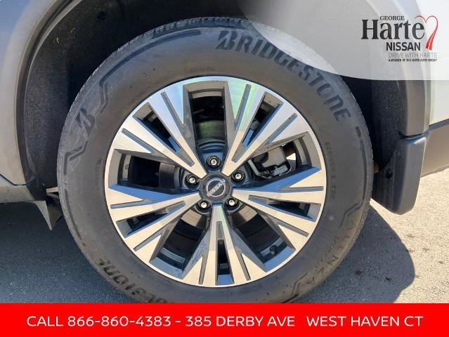 Certified 2023 Nissan Rogue SV w/ SV Premium B Package AWD/4WD image 14