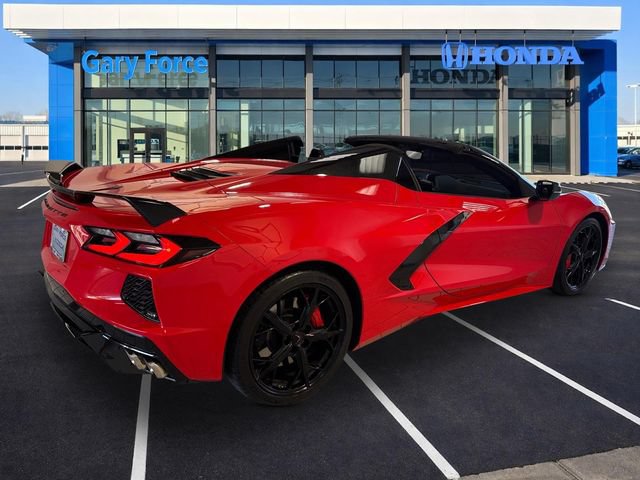Used 2021 Chevrolet Corvette Stingray Premium Conv w/ Z51 Performance Package RWD image 2