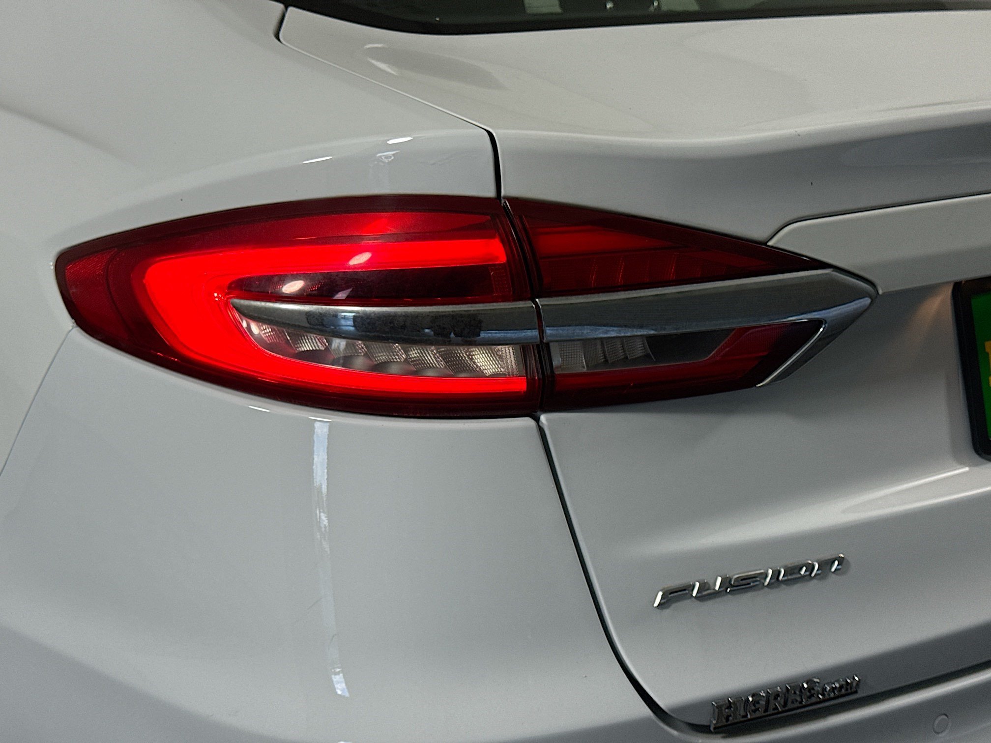 Used 2020 Ford Fusion SE FWD image 36