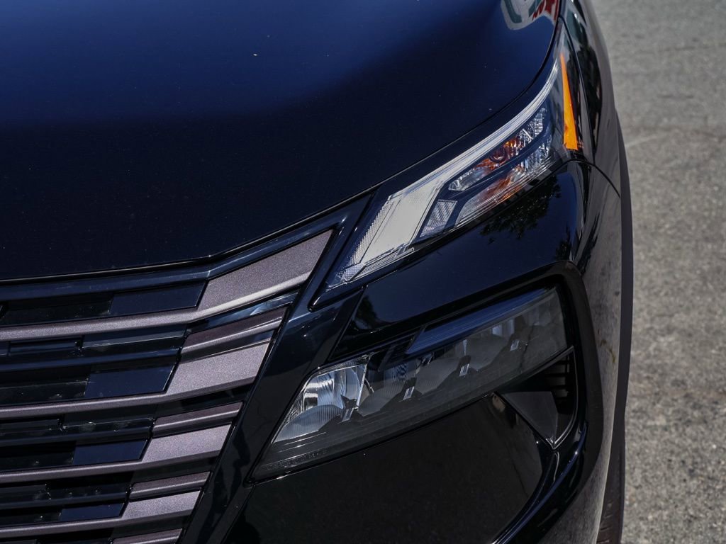 New 2026 Nissan Rogue SV image 10