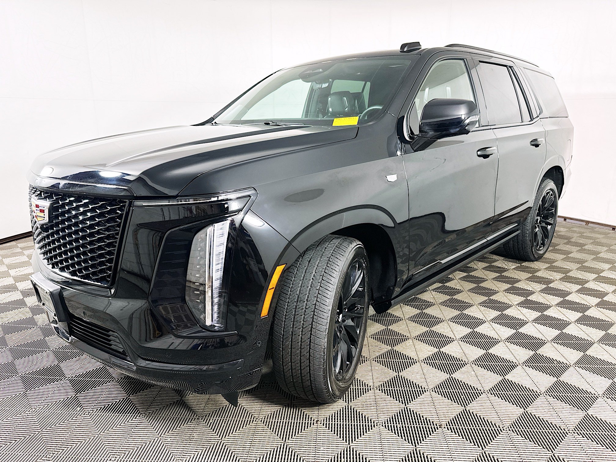 Used 2025 Cadillac Escalade Sport Platinum w/ LPO, Floor Liner Package AWD/4WD image 6
