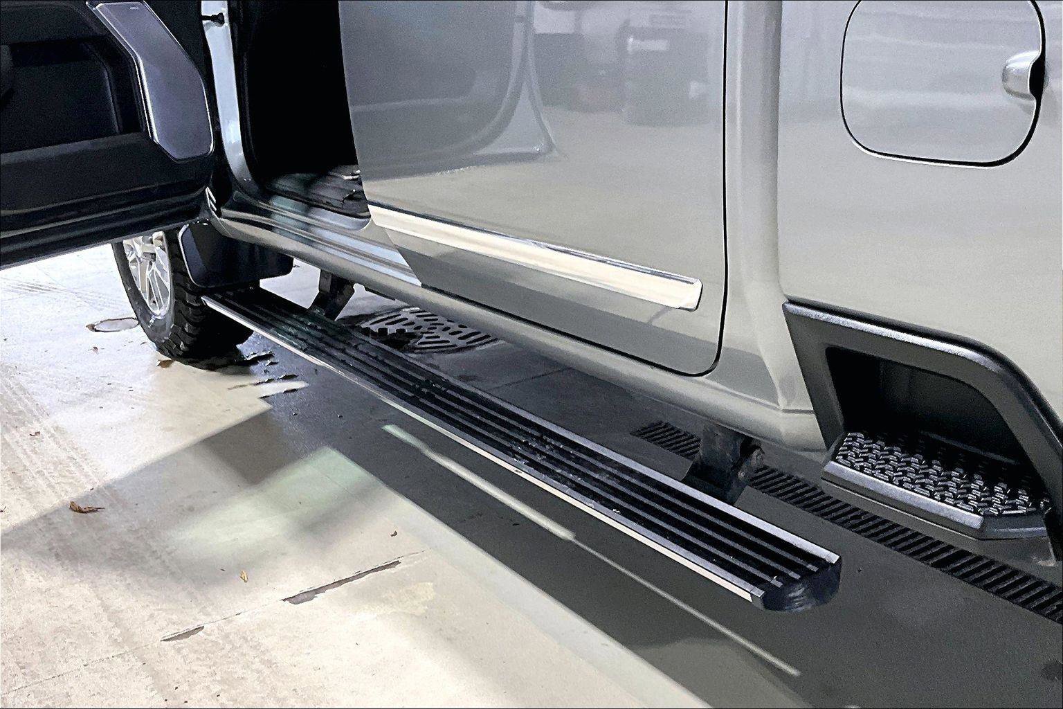 Used 2024 Chevrolet Silverado 2500 High Country w/ High Country Premium Package image 40