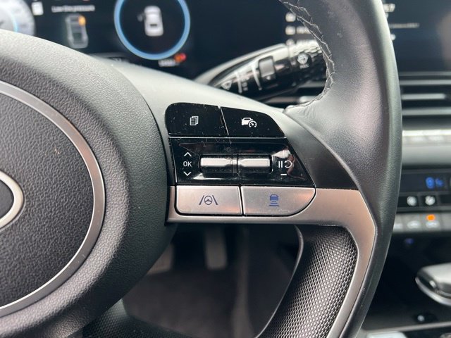 Used 2025 Hyundai Elantra SEL FWD image 15