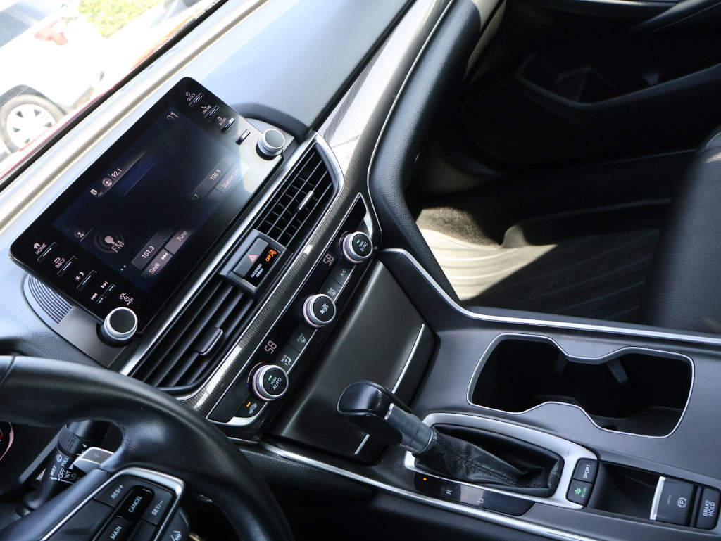 Certified 2018 Honda Accord Sport image 18