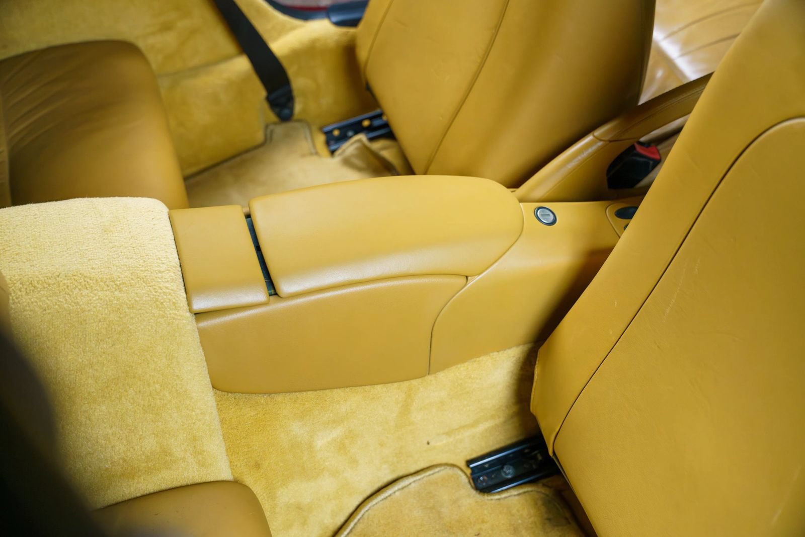 Used 2000 Porsche 911 Carrera image 89
