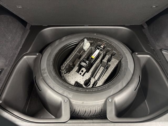 Used 2020 Jeep Grand Cherokee Altitude image 12