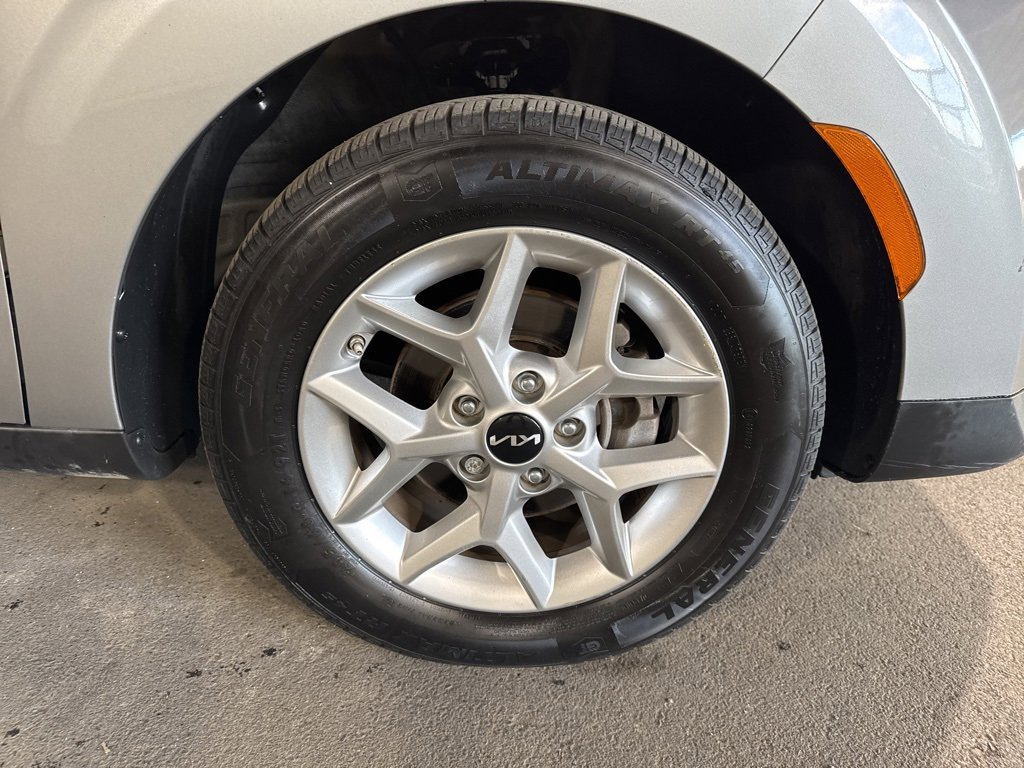 Used 2024 Kia Soul S image 7