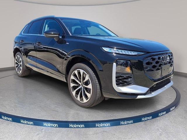 New 2026 Audi Q3 quattro 2.0T AWD/4WD image 4