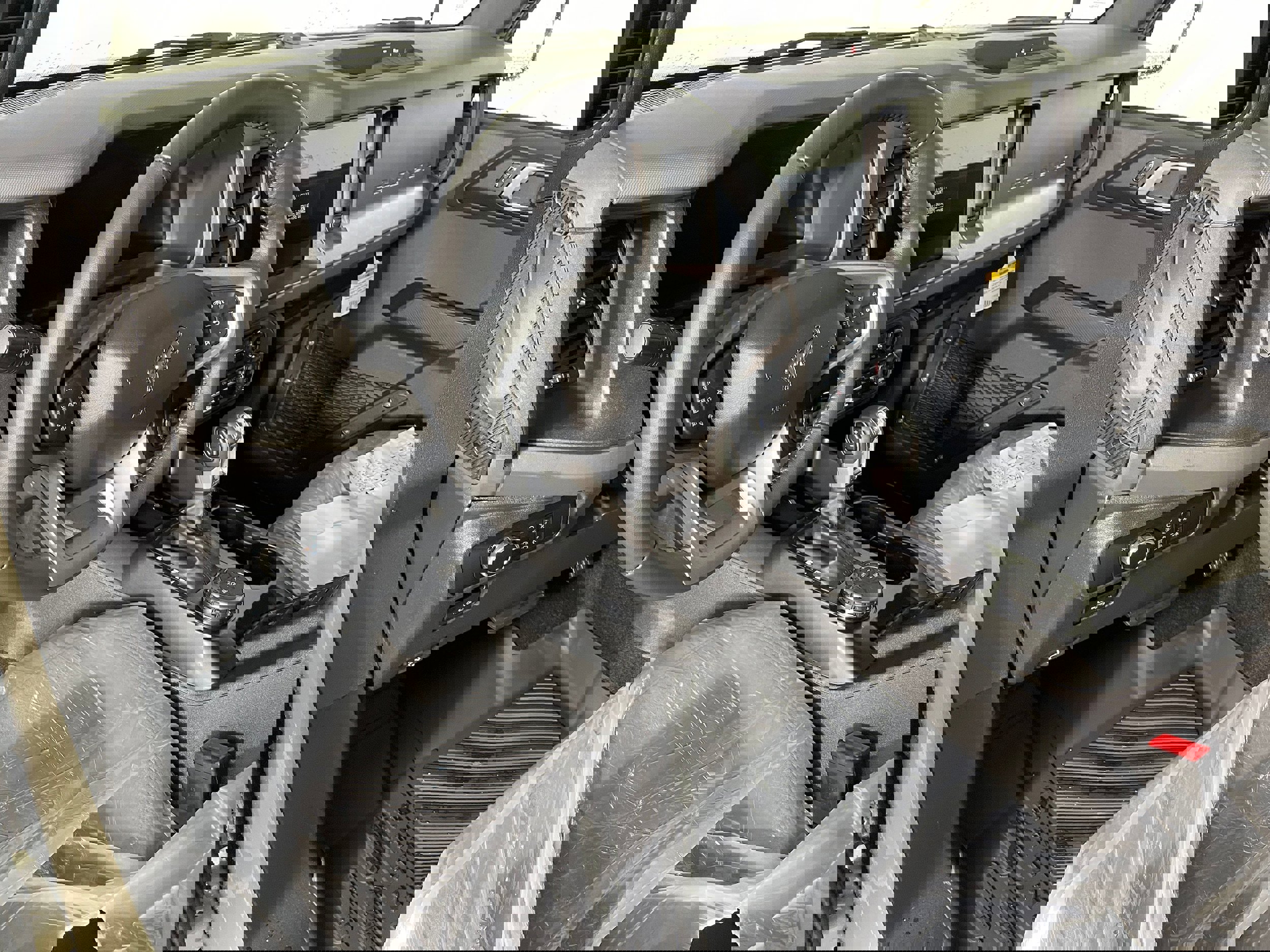 New 2025 Ford Bronco Big Bend image 2